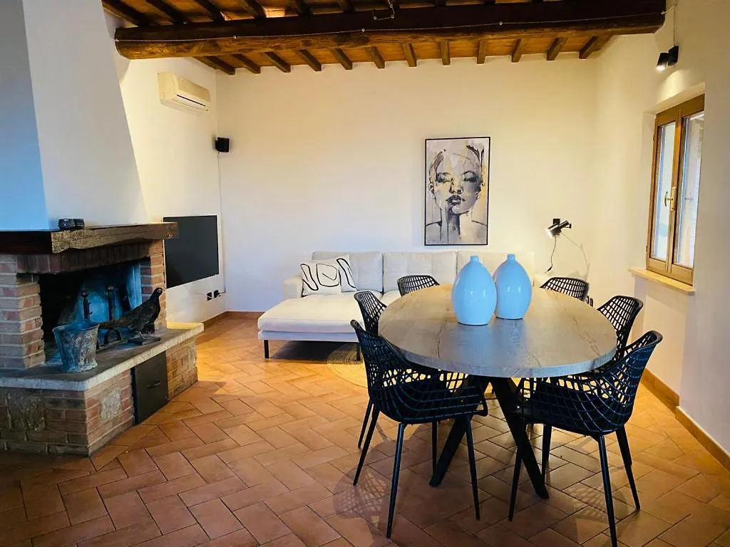 Casa Di Coraggio Villa Volterra Italy
