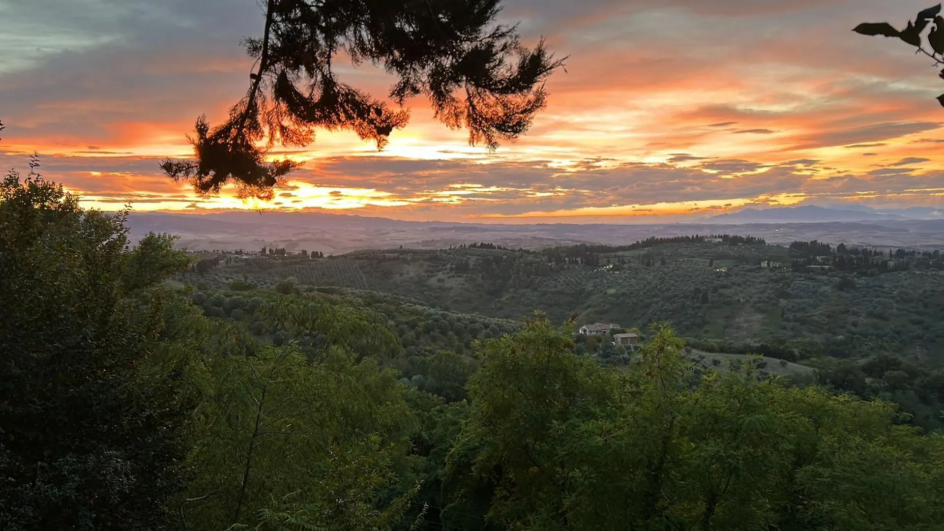 Casa Di Coraggio Villa Volterra